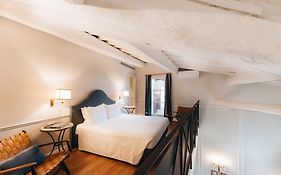 La Croce D'Oro Santa Croce Suite Apartments